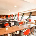 Ibis Hotel 3*