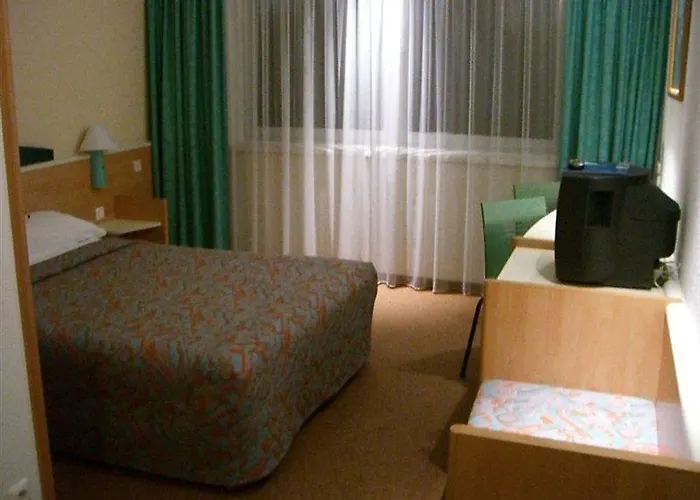 Готель Ibis 3*